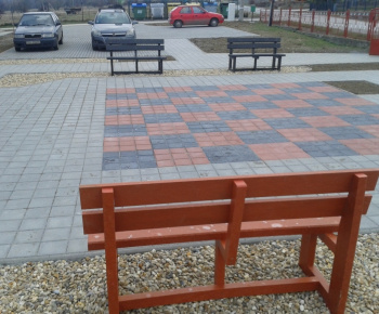 Projekty / Úprava verejných priestranstiev v obci Slanská Huta - foto