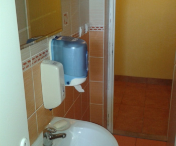 Projekty / Rekonštrukcia WC obecného úradu a kultúrneho domu - foto