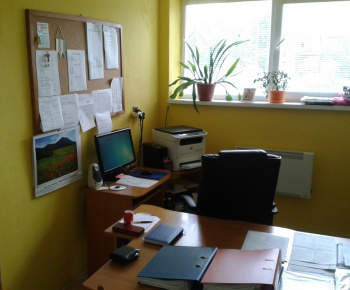 Projekty / Rekonštrukcia vnútorných priestorov obecného úradu - foto