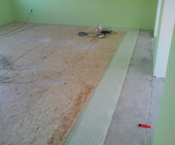 Projekty / Rekonštrukcia vnútorných priestorov obecného úradu 2009 - foto