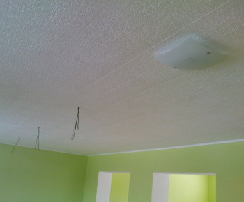 Projekty / Rekonštrukcia vnútorných priestorov obecného úradu 2009 - foto